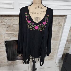Karen Kane Boho Black and Pink Embroidered‎ Roses Peasant Blouse Plus Size 2X